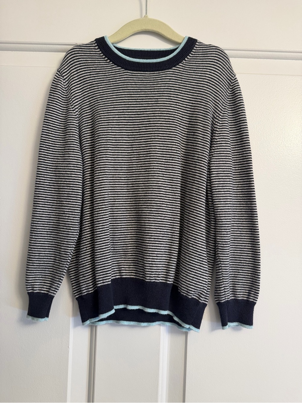 Brooks Brothers Boys Navy & White Striped Crewneck Sweater- size small